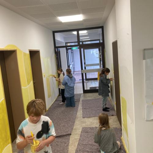 Kinder malen Hausgang 2